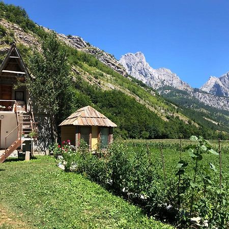 Guest House Ledio Валбона Экстерьер фото